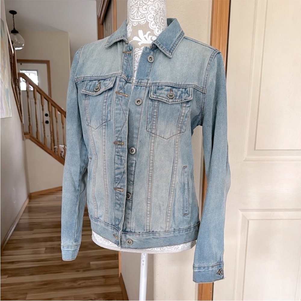 Light Blue Denim Jacket from Vici - Picture 6 of 12